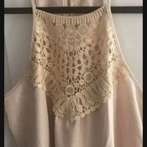 Plus Size Ruffle Hem Halter Top - Picture 3 of 5